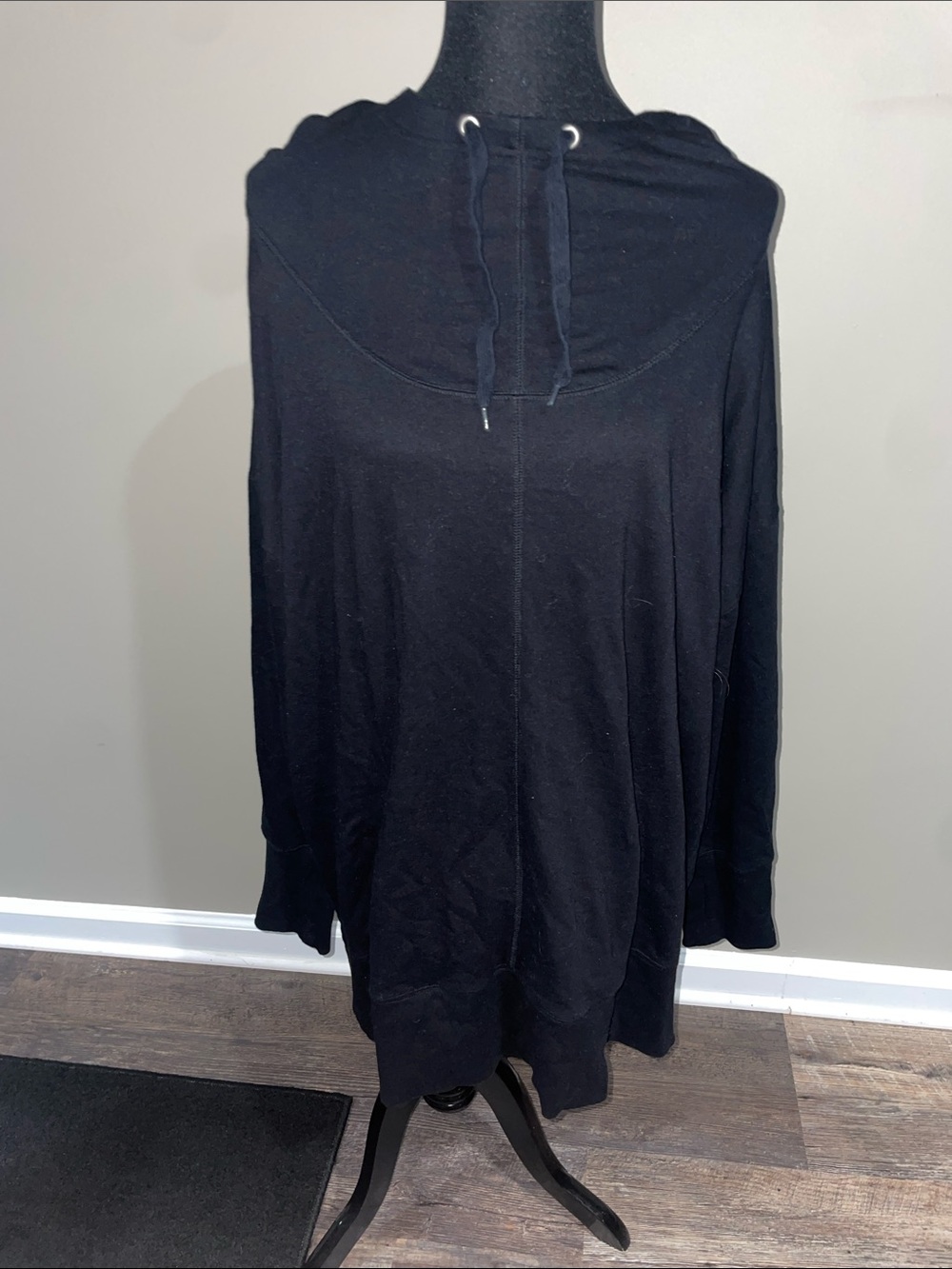 Xersion Black Pullover Hoodie